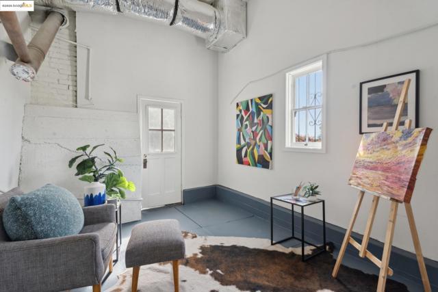 981 Indian Rock Ave, Berkeley CA: https://media.crmls.org/mediaz/43039a1b-f4f9-4997-85fc-fcf005a5586d.jpg