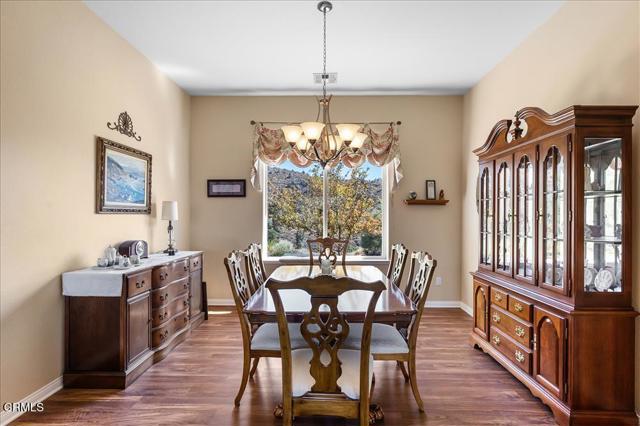 Detail Gallery Image 9 of 63 For 30730 Fox Ridge Ct, Tehachapi,  CA 93561 - 4 Beds | 3 Baths