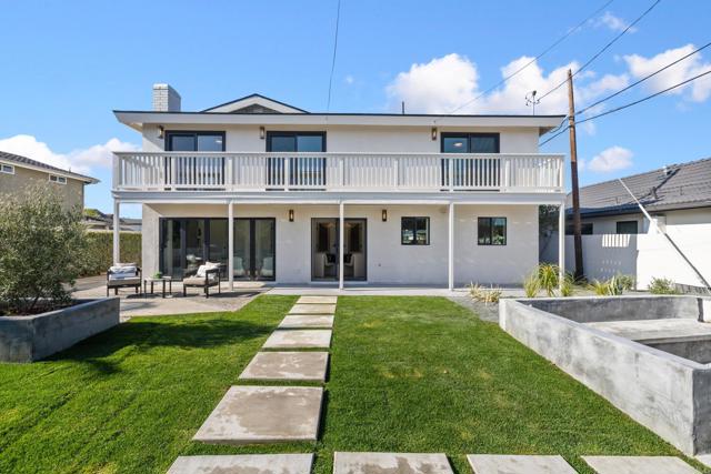 Detail Gallery Image 32 of 35 For 21792 Kaneohe Ln, Huntington Beach,  CA 92646 - 5 Beds | 2/1 Baths