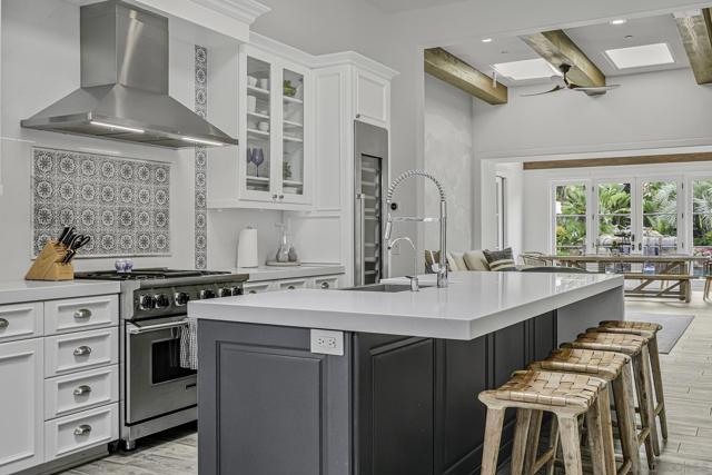 15823 The River Trail, Rancho Santa Fe CA: https://media.crmls.org/mediaz/4304c87d-47d7-43ff-8a85-7cc8f17e5140.jpg