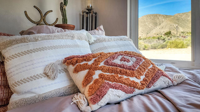 9223 N Star Trail, Morongo Valley CA: https://media.crmls.org/mediaz/4305a2f6-ee05-46fe-969c-42c87333fd25.jpg