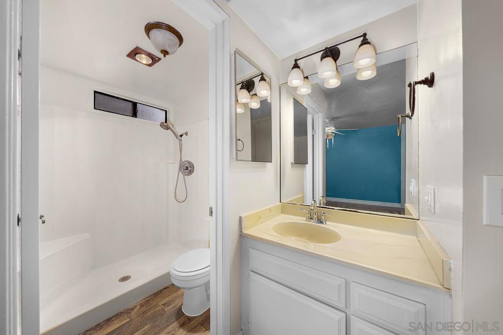 MLS #250042228SD image #10