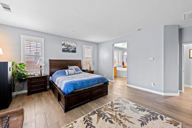 448 Kennedy Court, Escondido CA: https://media.crmls.org/mediaz/430711c1-ba9f-4e96-a310-64e526ce0aa5.jpg