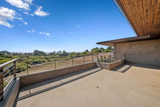 600 Seaview Terrace, La Selva Beach CA: https://media.crmls.org/mediaz/4307bd04-2f6a-4496-9c3b-24564591d2ba.jpg