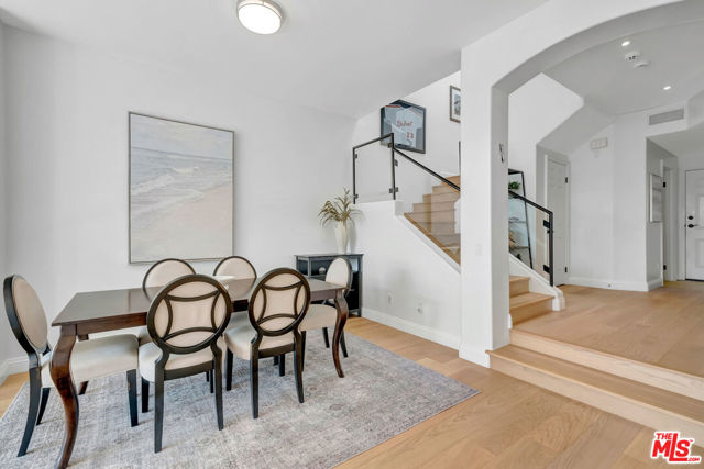 6438 Lunita Road, Malibu CA: https://media.crmls.org/mediaz/4309dd84-0621-4a9b-a4f3-be0d8acd08ed.jpg