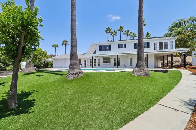 1797 99 Rabbit Hill, Fallbrook CA: https://media.crmls.org/mediaz/430a330a-a381-4942-9264-70ae70b38a86.jpg