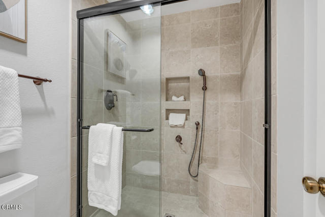 Detail Gallery Image 14 of 29 For 601 E California Bld #302,  Pasadena,  CA 91106 - 2 Beds | 2 Baths