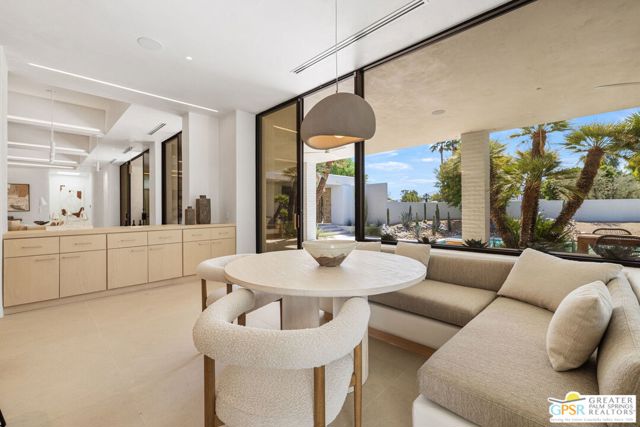 71000 Tamarisk Lane, Rancho Mirage CA: https://media.crmls.org/mediaz/430b6c18-d9ae-4a65-9c52-40845071b29a.jpg