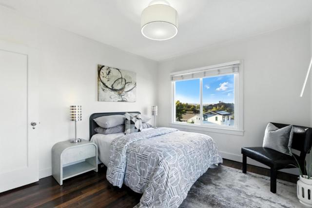 35 Mono Street, Brisbane CA: https://media.crmls.org/mediaz/430b7852-f8cd-4acd-b1f6-7d8eb9ce6b0d.jpg