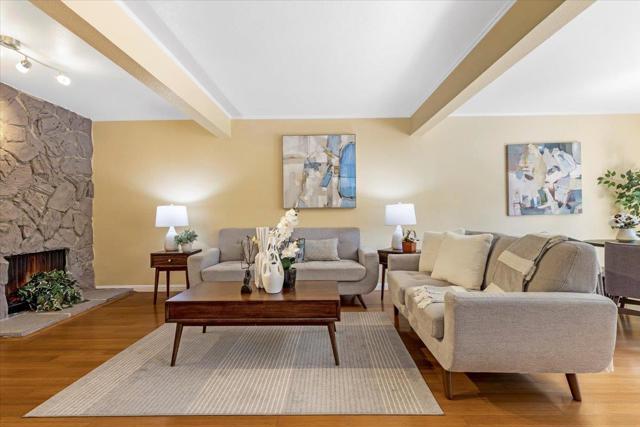 83 Devonshire Avenue, Mountain View CA: https://media.crmls.org/mediaz/430bb8ef-ec7f-4d2f-824a-8fd260228f0e.jpg