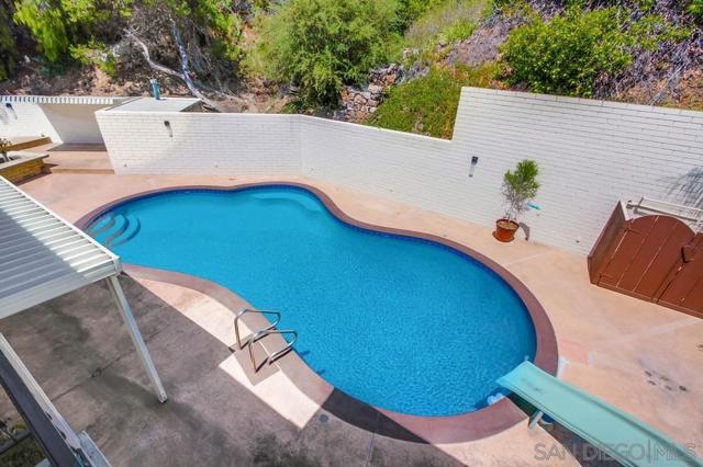 4711 ASHBY ST, San Diego CA: https://media.crmls.org/mediaz/430c468e-7398-4499-ac31-dc7fcfc8fb66.jpg