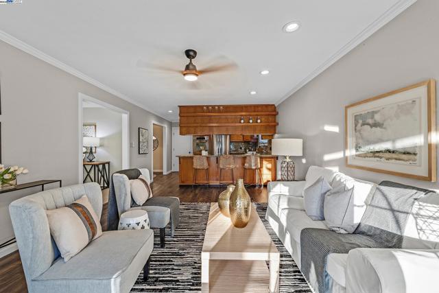 613 Joyce St, Livermore CA: https://media.crmls.org/mediaz/430cd94a-9d5f-41e0-abe2-85dddf8b85c1.jpg