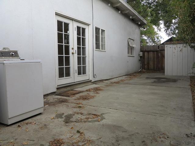 3216 Rolison Road, Redwood City CA: https://media.crmls.org/mediaz/430d495a-0284-4f02-bc43-5f9eb1d4f587.jpg
