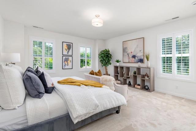 923 Grand Street, Redwood City CA: https://media.crmls.org/mediaz/430d528b-425e-4a1a-8285-0097cc1e7ad7.jpg