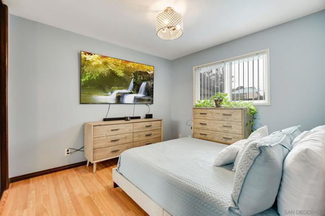 11518 205th St, Lakewood CA: https://media.crmls.org/mediaz/430dd1f5-d418-439f-a759-41b452af7434.jpg