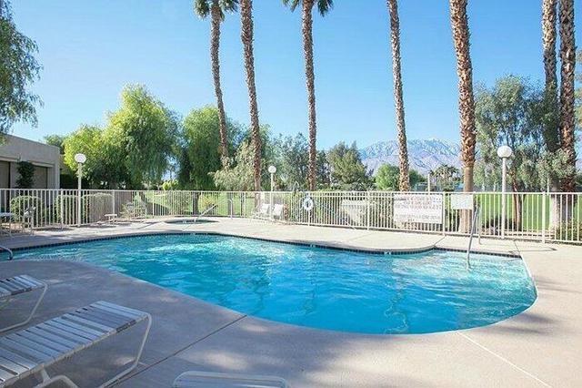 28710 Desert Princess Drive, Cathedral City CA: https://media.crmls.org/mediaz/430eaebd-e54e-4985-87ee-f8577c72c527.jpg