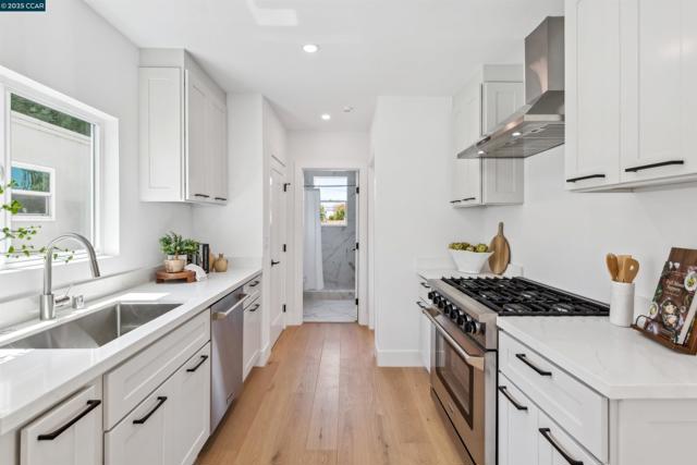 1054 Masonic Ave., Albany CA: https://media.crmls.org/mediaz/430fbbbc-f79f-471a-b96f-0d69bcce820d.jpg