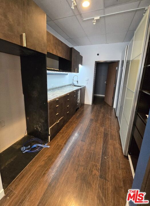  Commercial for Sale in Los Angeles, California