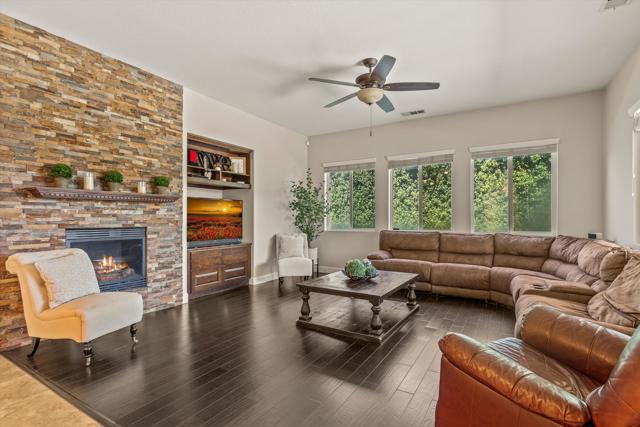 40714 Ophir Canyon Street, Indio CA: https://media.crmls.org/mediaz/431065a9-66ce-4f22-91d8-bc0881c005de.jpg