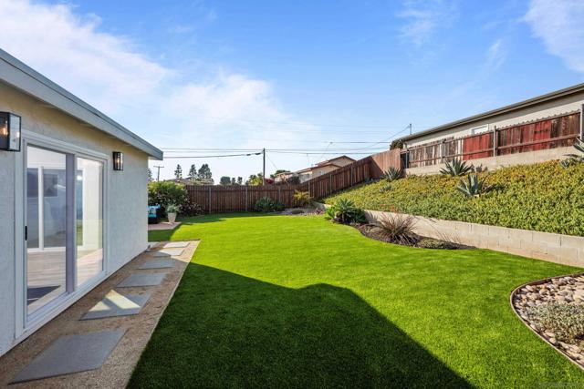 1519 Marble Ct, Chula Vista CA: https://media.crmls.org/mediaz/4310ff2d-085b-4380-9f41-7ab3cc697f00.jpg