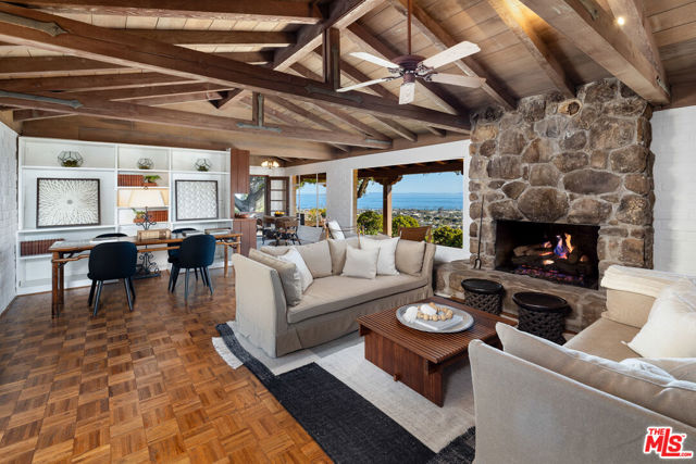 98 Loma Media Road, Santa Barbara CA: https://media.crmls.org/mediaz/43115dc8-4653-4a62-80cf-046149cdf926.jpg