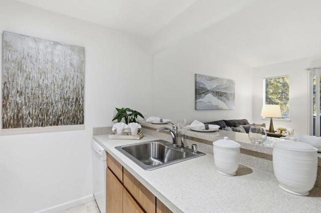 1494 Four Oaks Circle, San Jose CA: https://media.crmls.org/mediaz/4311adfe-c9b3-4231-bf69-1c66389423d5.jpg