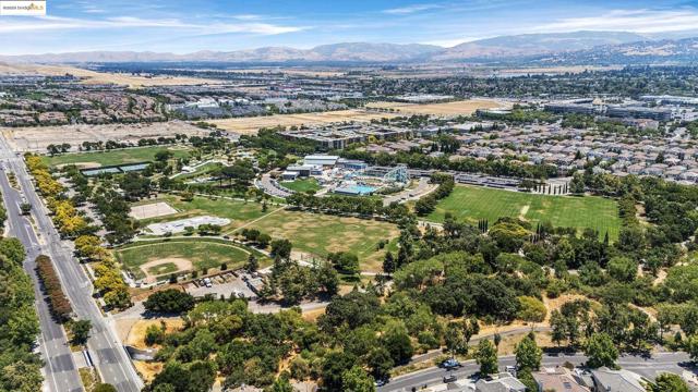 5736 Idlewood Street, Dublin CA: https://media.crmls.org/mediaz/4311d2d6-0762-4a33-bb09-9509dc7c05af.jpg