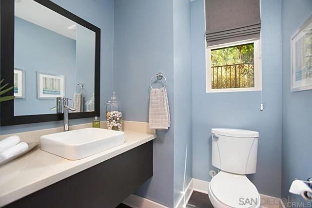 2617 Aperture Circle, San Diego CA: https://media.crmls.org/mediaz/431390e0-d88d-48a1-983d-8a8bcae66dc2.jpg