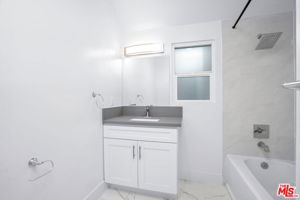 MLS #26845207 image #17