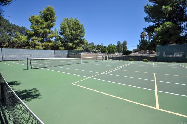 Little Lake Tennis Court