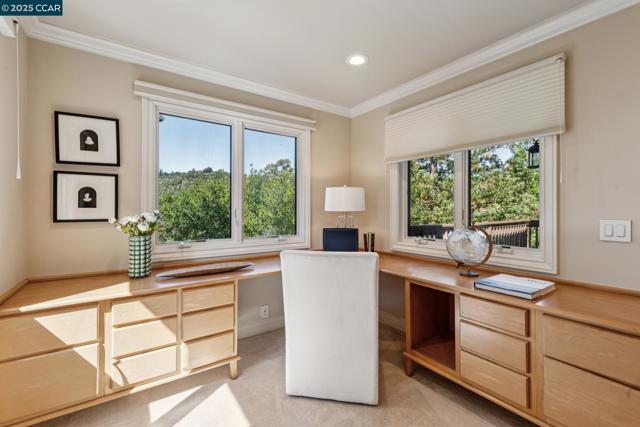 1149 Camino Vallecito, Lafayette CA: https://media.crmls.org/mediaz/431483a5-6a37-4642-9d78-d4858bec43ad.jpg
