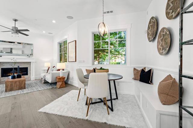 2002 Sunnyview Lane, Mountain View CA: https://media.crmls.org/mediaz/4315d452-8109-4195-bdb1-0a7f74c8b511.jpg