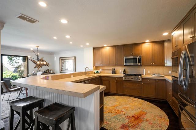 Details for 6665 Caminito Sinnecock, San Diego, CA 92037