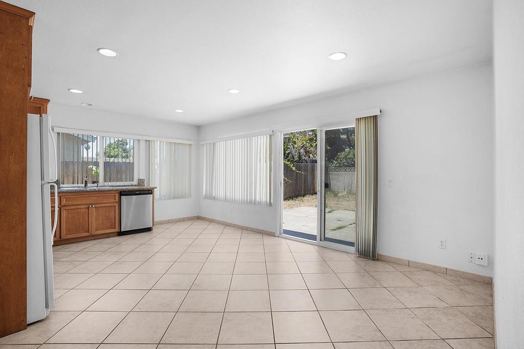 8850 Brentford Avenue - photo 11