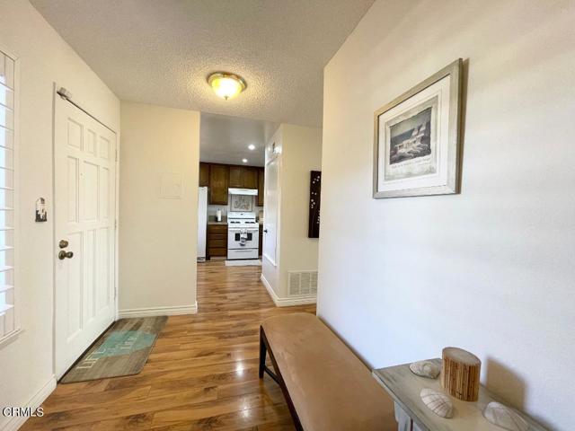 Detail Gallery Image 4 of 40 For 522 Island View Cir, Port Hueneme,  CA 93041 - 2 Beds | 2 Baths