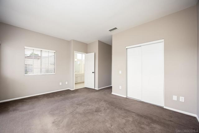 418 W San Marcos Blvd, San Marcos CA: https://media.crmls.org/mediaz/431b3f29-d690-4448-b348-765a8ab2412a.jpg