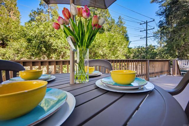 Detail Gallery Image 5 of 47 For 23413 Knapps Cutoff, Crestline,  CA 92325 - 1 Beds | 1 Baths