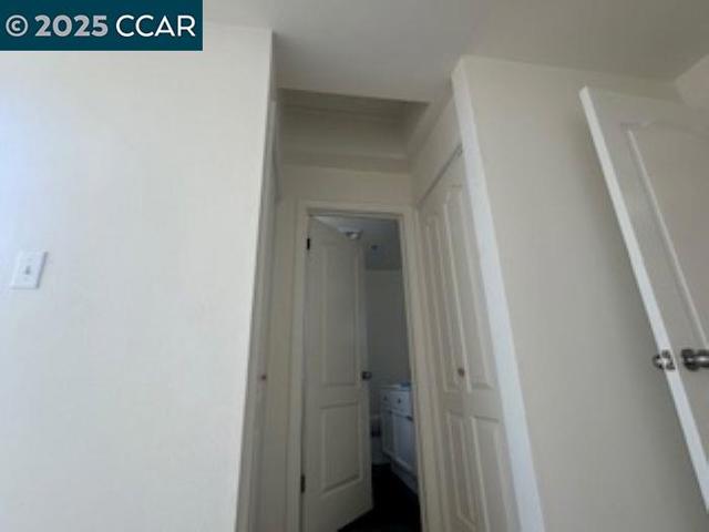 1174 Eddy St, San Francisco CA: https://media.crmls.org/mediaz/431d4ea0-ef76-4659-a014-a761eeabfd4c.jpg
