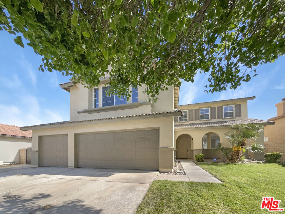 1304 W Avenue H6