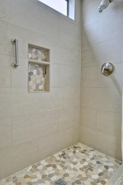 Detail Gallery Image 18 of 26 For 1502 Briarglen Ave, Westlake Village,  CA 91361 - 3 Beds | 2 Baths