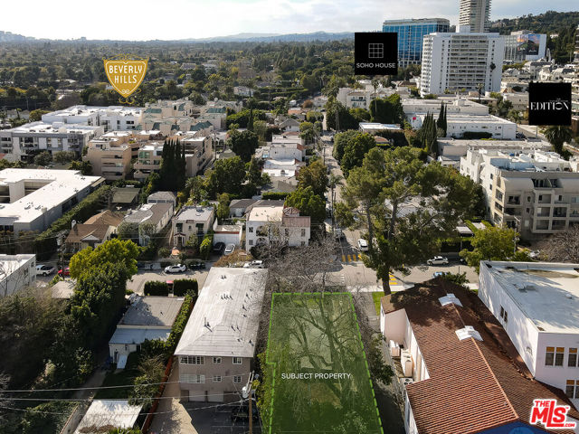 944 Hammond Street, West Hollywood CA: https://media.crmls.org/mediaz/431f7053-5cff-49b7-8ce6-0b083cd927f0.jpg
