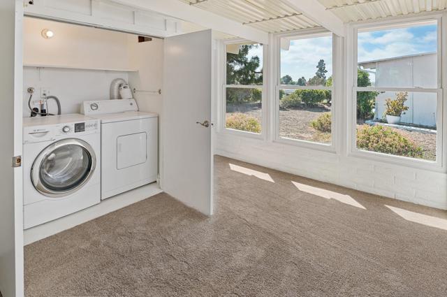 3685 N Vista Campana, Oceanside CA: https://media.crmls.org/mediaz/4320441e-088c-47ee-9c44-965ea623909e.jpg