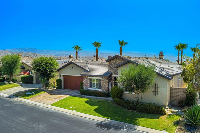 40844 Piazza Del Paradiso, Indio CA: https://media.crmls.org/mediaz/4320a759-856b-42be-9527-bf1590a897aa.jpg