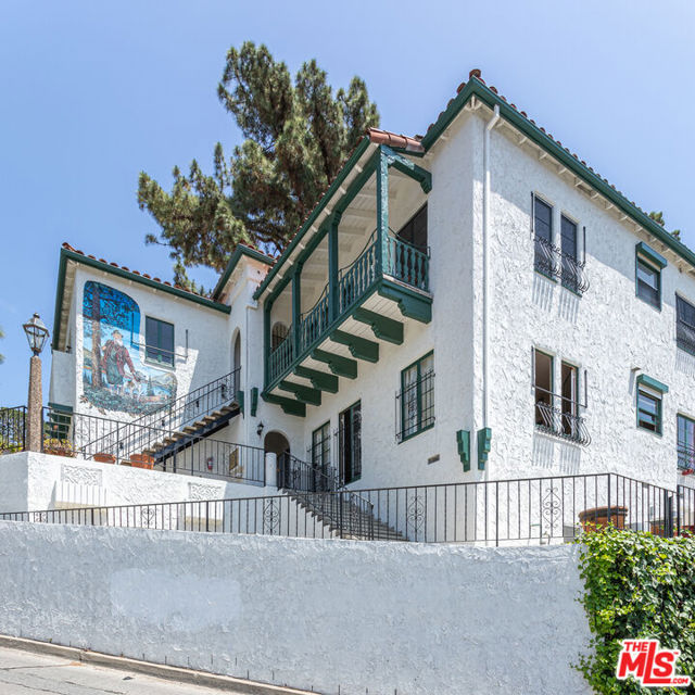 3034 Angus Street, Los Angeles, California 90039, 2 Bedrooms Bedrooms, ,1 BathroomBathrooms,Condominium,For Sale,Angus,24458179