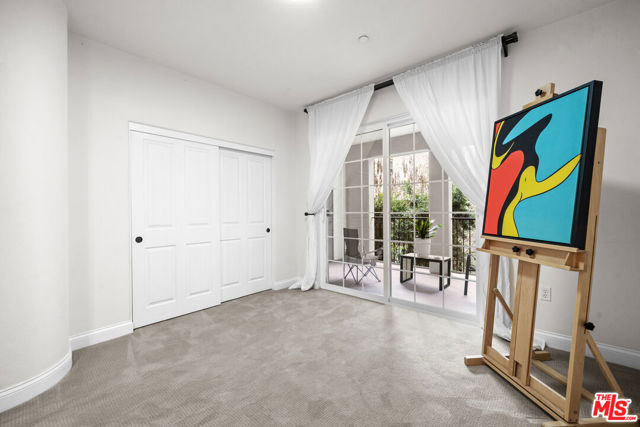 12975 Agustin Place, Playa Vista CA: https://media.crmls.org/mediaz/43219d49-c326-488a-909a-5d4e2cf9a0ef.jpg