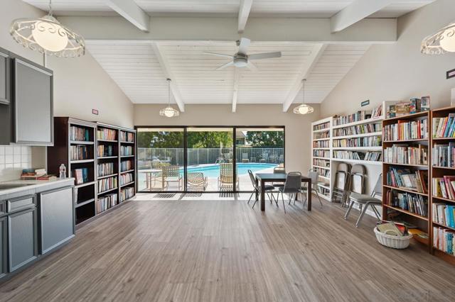 17839 Valle De Lobo, Poway CA: https://media.crmls.org/mediaz/4321befd-bd75-4a9e-9f28-910dff869483.jpg