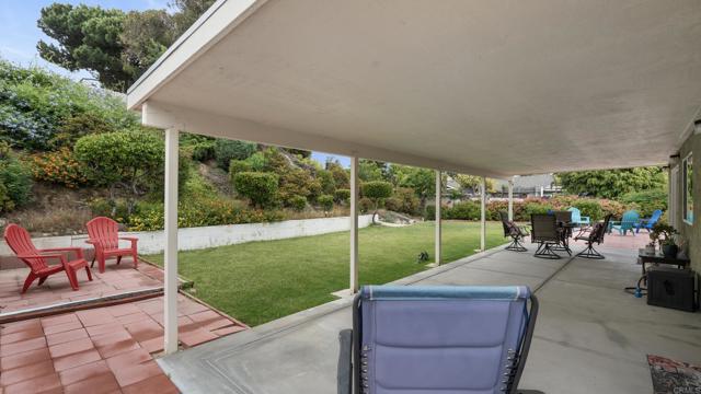 271 E Rienstra Street, Chula Vista CA: https://media.crmls.org/mediaz/432223c8-00ed-4619-97a7-81849a68ec95.jpg
