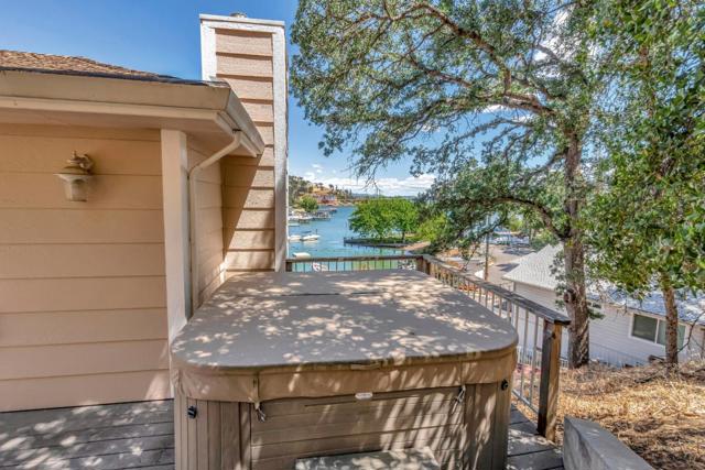 3848 Mariposa Drive, Clearlake CA: https://media.crmls.org/mediaz/432273c8-92ef-4c3c-89ae-7013bb30c243.jpg