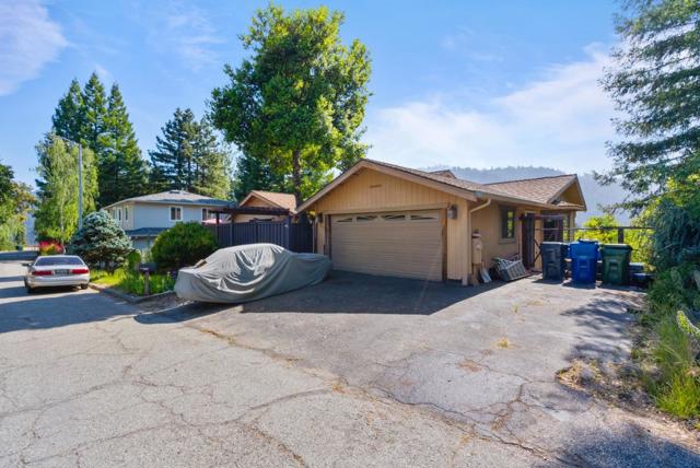 267 Crows Nest Drive, Boulder Creek CA: https://media.crmls.org/mediaz/4324840d-cef4-4dd2-b1f3-4a53a8328f5d.jpg