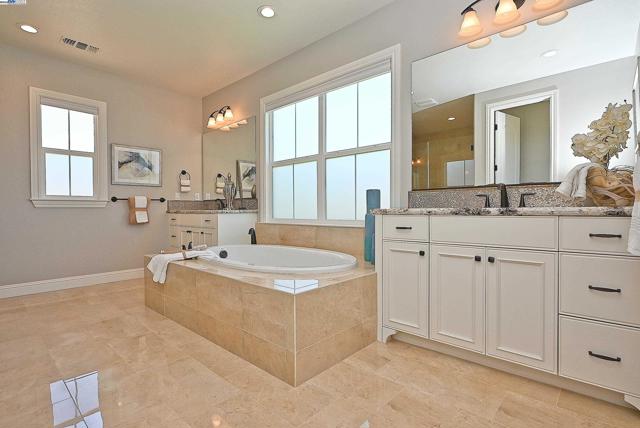 3009 Drysdale St, Danville CA: https://media.crmls.org/mediaz/4324895f-bb6c-4899-89b5-5154735bf291.jpg